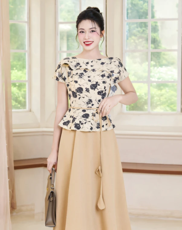 Thúy Violet 1 Thúy Violet